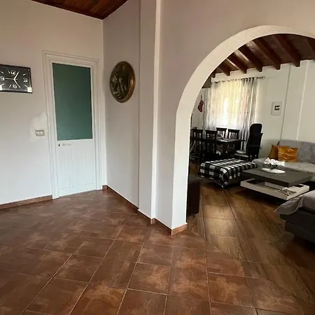 Apartment Large Budget Durres