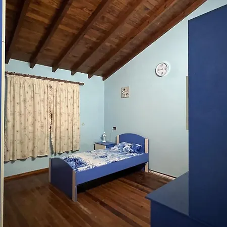 Large Budget Apartment Durrës