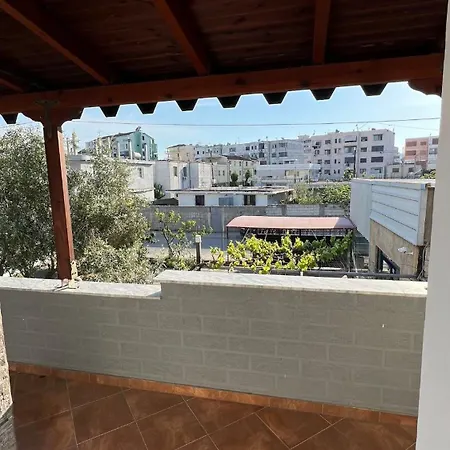 Apartment Large Budget