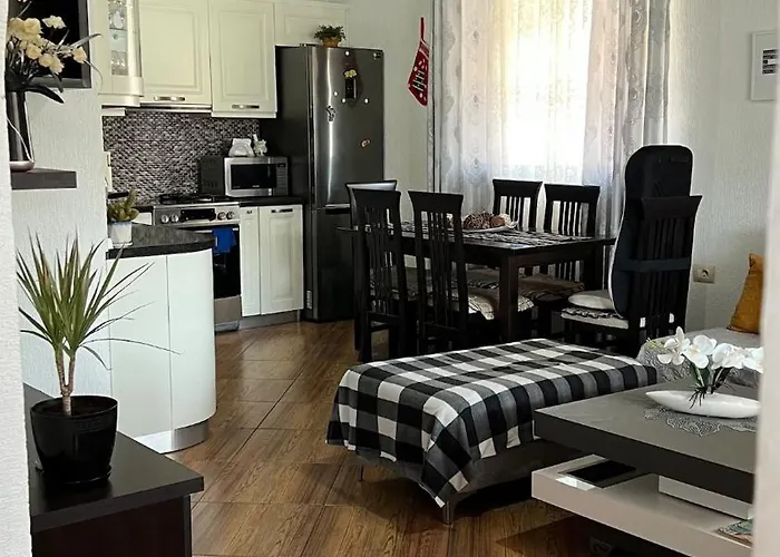 Apartamento Large Budget